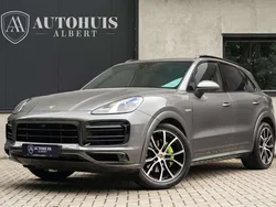 Grijs Gebruikt 2022 Porsche Cayenne SUV | € 81.950 (Goede deal)