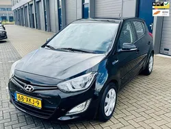 Zwart Gebruikt 2012 Hyundai i20 Hatchback | € 4.500 (Eerlijke prijs)