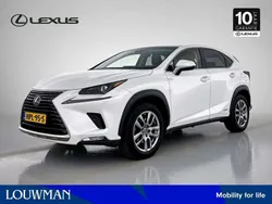 Wit Gebruikt 2018 Lexus NX300h Luxury Line SUV | € 34.950 (Eerlijke prijs)