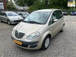 Beige Gebruikt 2008 Lancia Musa MPV | € 1.250 (Eerlijke prijs)
