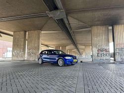 Blauw Gebruikt 2009 BMW 120 Hatchback | € 6.500 (Eerlijke prijs)