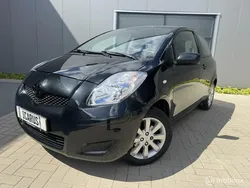 Zwart Gebruikt 2011 Toyota Yaris Cool Hatchback | € 3.750 (Goede deal)