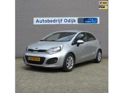 Grijs, metallic lak Gebruikt 2012 Kia Rio Plus Hatchback | € 5.750 (Eerlijke prijs)