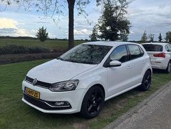 Wit Gebruikt 2014 VW Polo Trendline Hatchback | € 6.000 (Goede deal)