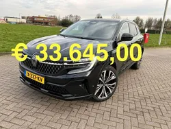 Zwart Gebruikt 2023 Renault Austral Iconic SUV | € 33.645 (Iets duurder)