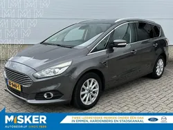 Grijs Gebruikt 2018 Ford S-MAX Titanium MPV | € 21.950 (Iets duurder)