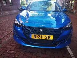 Blauw Gebruikt 2020 Peugeot e-208 Allure Hatchback | € 12.650 (Goede deal)