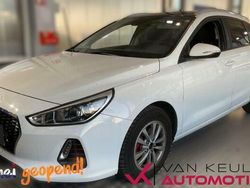 Wit Gebruikt 2018 Hyundai i30 Comfort Stationwagen | € 13.489 (Eerlijke prijs)