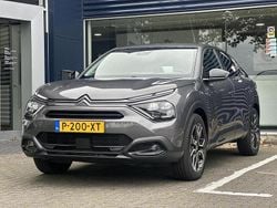 Grijs Gebruikt 2022 Citroën e-C4 Feel SUV | € 18.945 (Eerlijke prijs)
