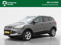 Grijs Gebruikt 2016 Ford Kuga Titanium SUV | € 13.295 (Eerlijke prijs)