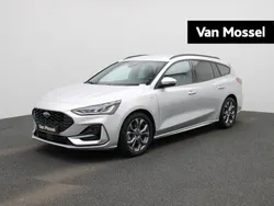 Grijs Gebruikt 2023 Ford Focus ST-Line Stationwagen | € 26.845 (Eerlijke prijs)