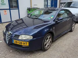 Blauw Gebruikt 2005 Alfa Romeo GT Distinctive Coupé | € 500