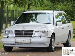 Wit Gebruikt 1995 Mercedes E280 Stationwagen | € 12.950
