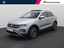 Grijs Gebruikt 2024 VW T-Roc Style SUV | € 34.840 (Eerlijke prijs)