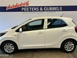 Wit Gebruikt 2017 Kia Picanto X-Line Hatchback | € 8.145 (Eerlijke prijs)