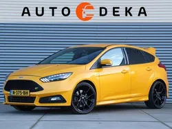 Oranje Gebruikt 2015 Ford Focus ST Hatchback | € 17.950 (Iets duurder)