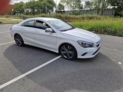 Wit (metallic) Gebruikt 2018 Mercedes CLA180 Business Sedan | € 13.750 (Super prijs)