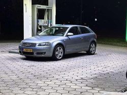Zilver Gebruikt 2005 Audi A3 Ambition Hatchback | € 2.800 (Goede deal)