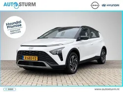 Atlas white + zwart dak Gebruikt 2023 Hyundai Bayon Comfort SUV | € 22.995 (Duur)