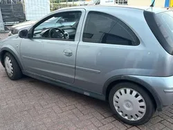Grijs Gebruikt 2005 Opel Corsa Hatchback | € 550 (Super prijs)