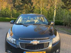 Gebruikt 2009 Chevrolet Cruze LT Sedan | € 5.300 (Eerlijke prijs)