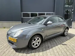 Grijs Gebruikt 2009 Alfa Romeo MiTo Distinctive Hatchback | € 2.450 (Eerlijke prijs)