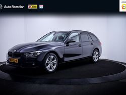 Zwart Gebruikt 2018 BMW 320 Executive Stationwagen | € 21.125 (Goede deal)