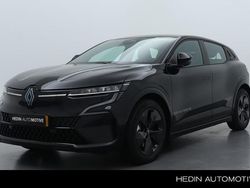 Zwart Nieuw 2025 Renault Mégane Evolution Hatchback | € 36.220 (Eerlijke prijs)