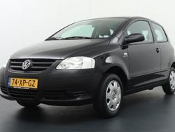 Zwart, andere lak Gebruikt 2007 VW Fox Trendline Hatchback | € 3.499