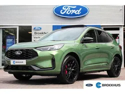 Groen, metallic lak Gebruikt 2025 Ford Kuga ST-Line X SUV | € 47.400 (Eerlijke prijs)