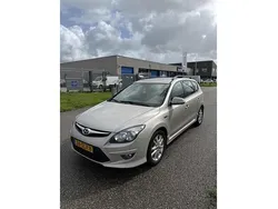 Beige Gebruikt 2011 Hyundai i30 Stationwagen | € 3.499 (Iets duurder)