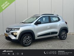 Diamond silver (tekqe) Gebruikt 2022 Dacia Spring Expression Hatchback | € 10.435 (Eerlijke prijs)