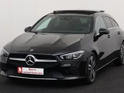 Zwart Gebruikt 2020 Mercedes CLA200 Stationwagen | € 26.995 (Eerlijke prijs)