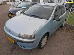 Blauw Gebruikt 2002 Fiat Punto Active Hatchback | € 990 (Eerlijke prijs)