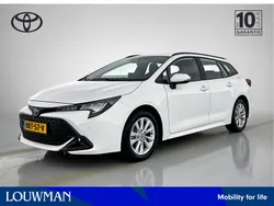 Wit Gebruikt 2024 Toyota Corolla Hybrid Stationwagen | € 31.950