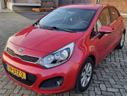 Rood Gebruikt 2011 Kia Rio Hatchback | € 5.500 (Eerlijke prijs)