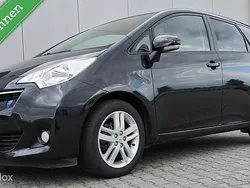 Zwart Gebruikt 2013 Toyota Verso-S MPV | € 9.950 (Eerlijke prijs)