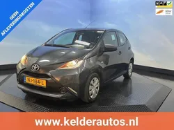 Grijs Gebruikt 2017 Toyota Aygo Hatchback | € 6.945 (Eerlijke prijs)