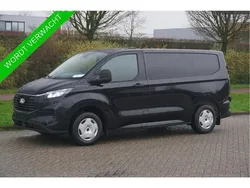 Zwart Nieuw 2024 Ford Transit Custom Trend Van | € 32.850 (Goede deal)