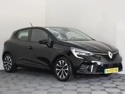 Zwart Gebruikt 2021 Renault Clio V Zen Hatchback | € 14.750 (Iets duurder)