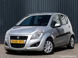 Zilver, metallic lak Gebruikt 2014 Suzuki Splash Comfort Hatchback | € 11.350 (Duur)