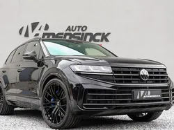 Zwart, metallic lak Gebruikt 2023 VW Touareg SUV | € 77.950 (Eerlijke prijs)