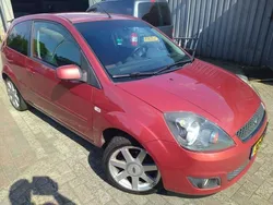 Oranje Gebruikt 2007 Ford Fiesta Futura Hatchback | € 1.499 (Eerlijke prijs)