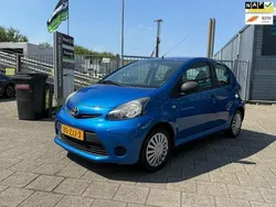 Blauw Gebruikt 2012 Toyota Aygo Comfort Hatchback | € 2.749 (Goede deal)