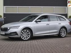 Zilver Gebruikt 2022 Skoda Octavia Style Stationwagen | € 22.900 (Super prijs)