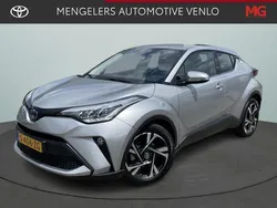Grijs Gebruikt 2023 Toyota C-HR SUV | € 29.500 (Iets duurder)