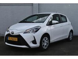 Wit Gebruikt 2018 Toyota Yaris Hatchback | € 12.499 (Eerlijke prijs)
