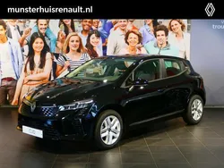 Zwart Nieuw 2024 Renault Clio V Evolution Hatchback | € 20.495 (Super prijs)
