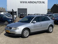 Grijs, metallic lak Gebruikt 2003 Audi A3 Attraction Hatchback | € 1.995