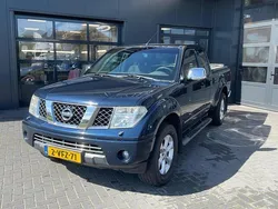 Blauw Gebruikt 2010 Nissan Navara Pickup | € 6.899 (Eerlijke prijs)